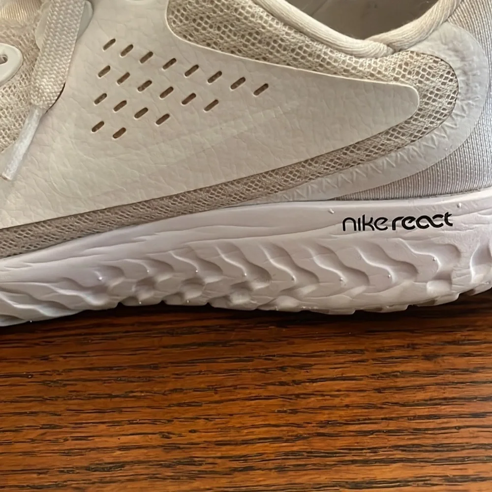 Nike React Women’s white sneakers size 7Y